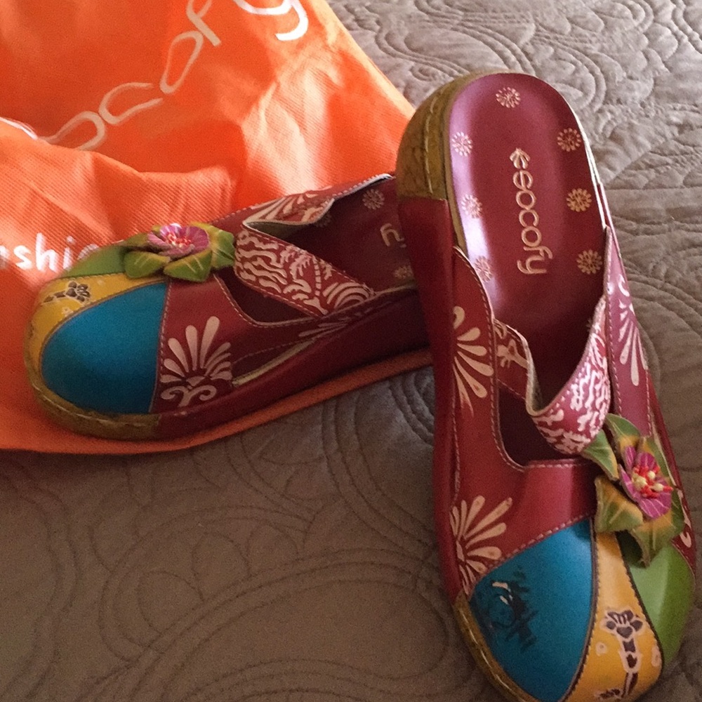 Socofy mules size 37 NWOT
